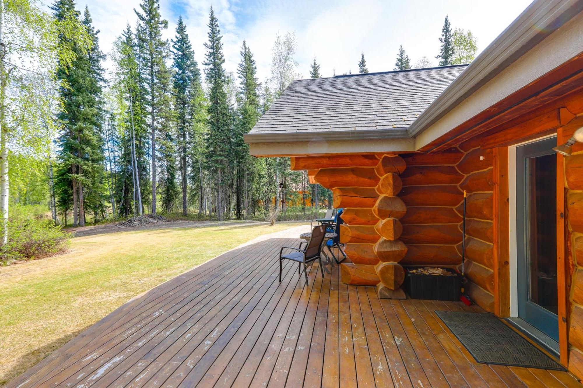 Riverside Log Cabin On-Site Aurora Viewing! North Pole Экстерьер фото